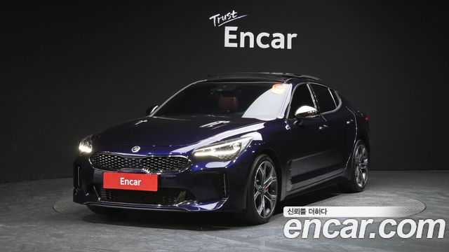 Kia Stinger 3.3 Turbo AWD — photo 1 of 20
