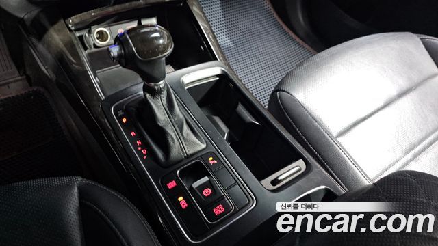 Kia Sorento Diesel 2.0 2WD — photo 1 of 20