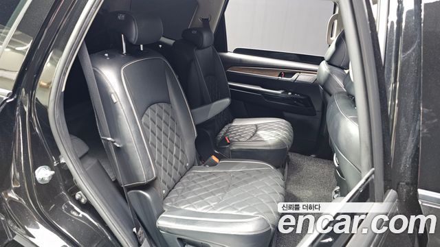 Kia Mohave Diesel 3.0 4WD 6-Seater — photo 1 of 20