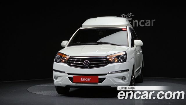2016 KG_Mobility_Ssangyong KORANDO 4WD Chateau 11-seater, photograph 5