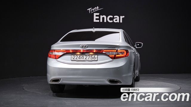 Hyundai Grandeur LPG HG300 Taxi — photo 1 of 20