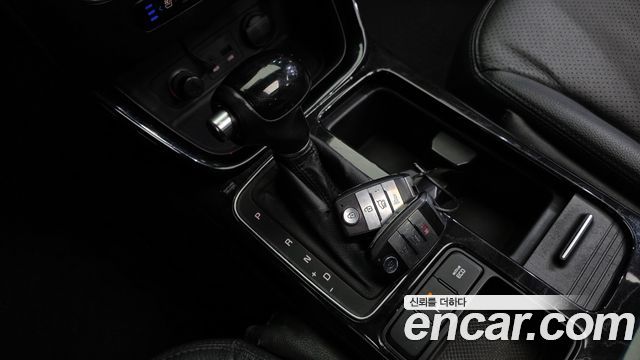 Kia Sorento Diesel 2.0 2WD — photo 1 of 20