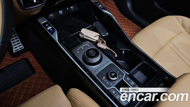 Kia Sorento Gasoline 2.5T 4WD — photo 1 of 20