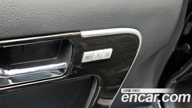 Renault-KoreaSamsung SM7 RE — photo 1 of 20