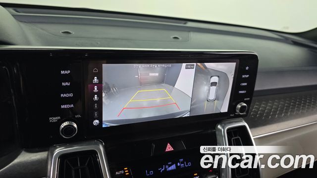 Kia Sorento HEV 1.6 2WD — photo 1 of 33