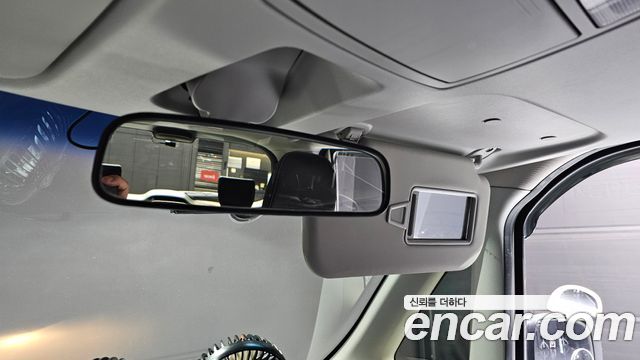 Kia RAY Luxury — photo 1 of 20