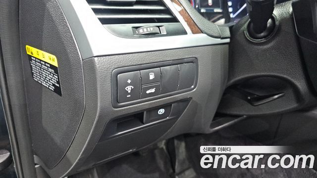 Hyundai Genesis G330 Modern AWD — photo 1 of 20
