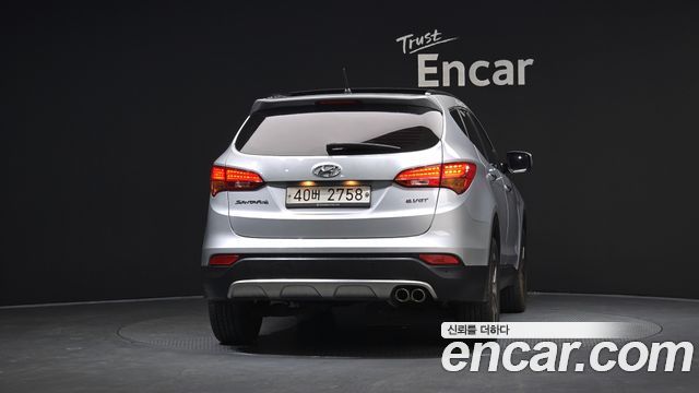 2013 Hyundai Santafe Diesel(e-VGT) 2.0 2WD Exclusive, photograph 5