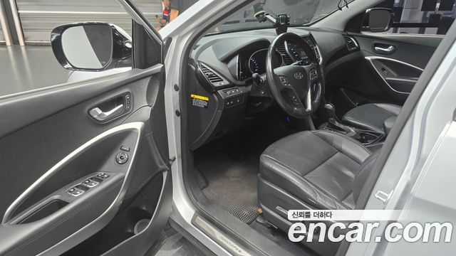 2013 Hyundai Santafe Diesel(e-VGT) 2.0 2WD Exclusive, photograph 10