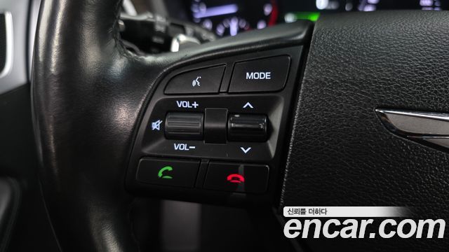 Genesis G80 3.3 GDI AWD — photo 1 of 31