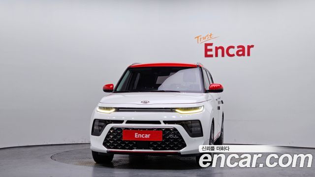 Kia Soul 1.6 T-GDI Noblesse — photo 1 of 20