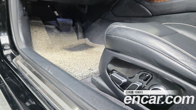 Kia K9 3.8 GDI AWD — photo 1 of 33