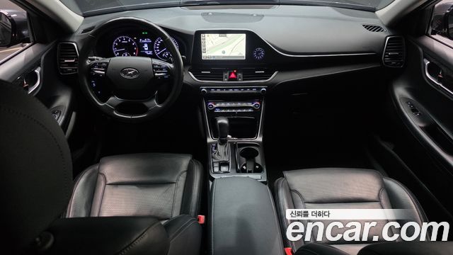 Hyundai Grandeur 2.4 Premium — photo 1 of 33