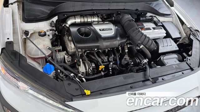 Hyundai Kona 1.6 Turbo 2WD — photo 1 of 25
