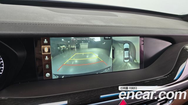 Genesis G90 3.8 AWD — photo 1 of 32
