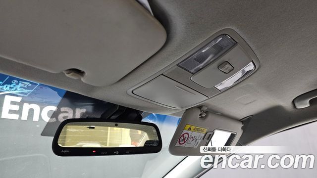 Kia K3 1.6 — photo 1 of 20