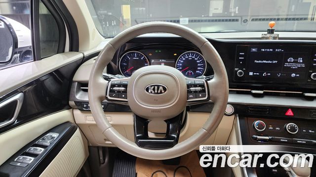 2021 Kia Canival Diesel 9-Seater Prestige, photograph 5