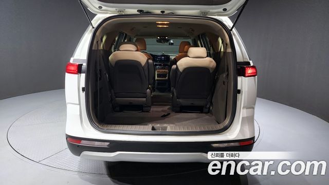 2021 Kia Canival Diesel 9-Seater Prestige, photograph 9