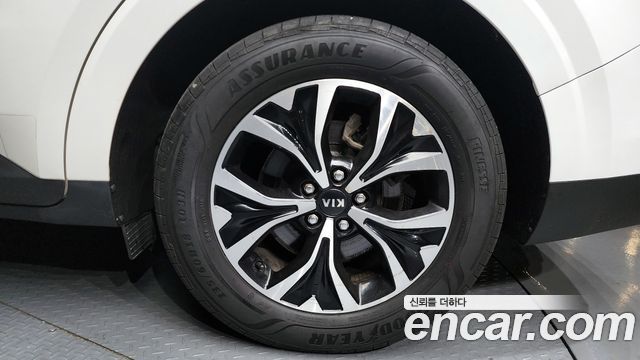 2021 Kia Canival Diesel 9-Seater Prestige, photograph 4