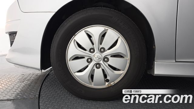 Hyundai AVANTE HDeII — photo 1 of 20