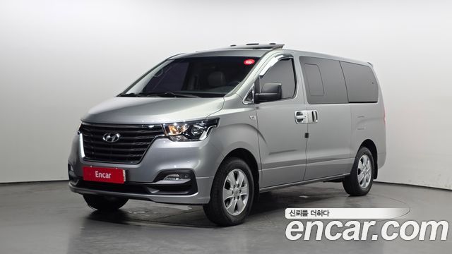 2018 Hyundai Starex 4WD Wagon 12-Seater, photograph 12