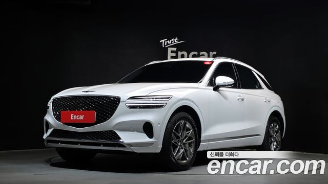 Genesis GV70 2.5T Gasoline AWD — photo 1 of 30
