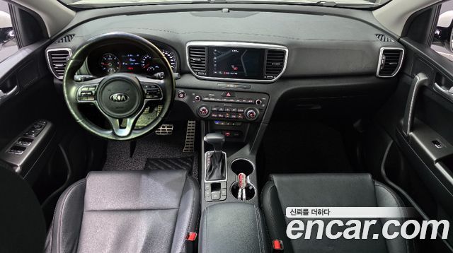 Kia Sportage Diesel 2.0 2WD — photo 1 of 30