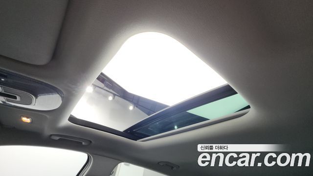Hyundai Nexo Premium — photo 1 of 34