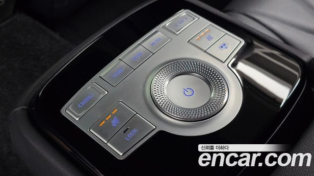 Genesis G80 Gasoline 2.5 Turbo AWD — photo 1 of 33