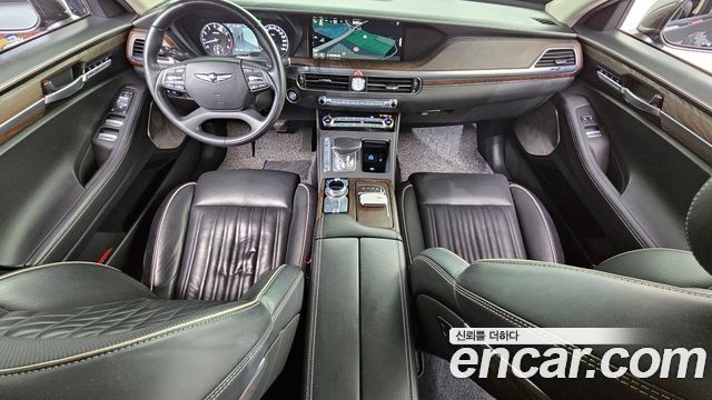 Genesis G90 5.0 AWD — photo 1 of 20