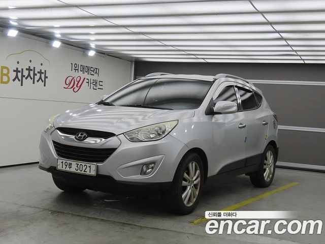 Hyundai Tucson Diesel 2WD LX20 — photo 1 of 20