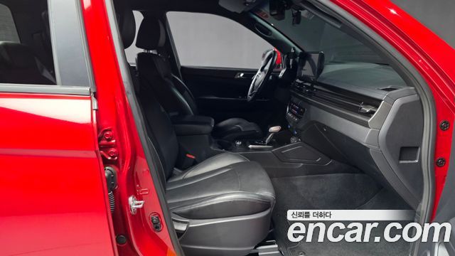 KG_Mobility_Ssangyong Rexton Diesel 2.2 4WD — photo 1 of 35