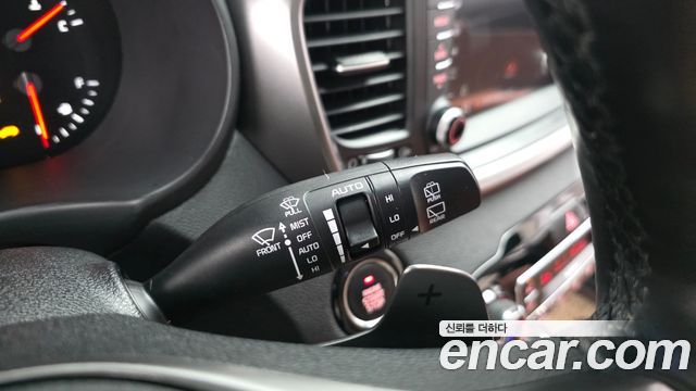 Kia Sorento Diesel 2.2 4WD — photo 1 of 31