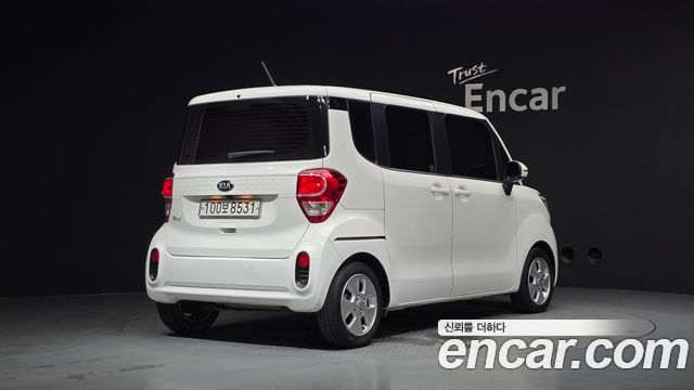Kia RAY Trendy — photo 1 of 30
