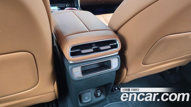 Genesis GV80 2.5T Gasoline AWD — photo 1 of 36