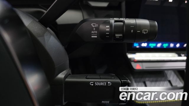 Renault-KoreaSamsung Scenic Iconic — photo 1 of 32