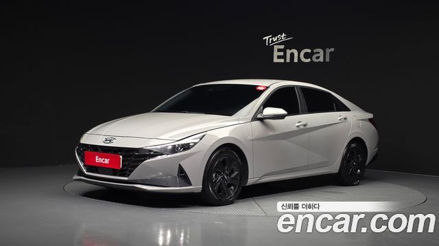 Hyundai AVANTE Smart — photo 1 of 30