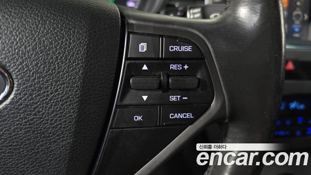 Hyundai Sonata 2.0 Smart — photo 1 of 31