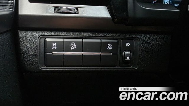 KG_Mobility_Ssangyong Rexton Diesel 2.2 4WD — photo 1 of 30
