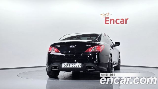 Hyundai Genesis 200 Turbo R — photo 1 of 30
