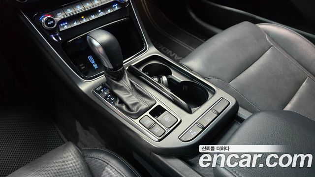 Hyundai Grandeur 2.4 Premium — photo 1 of 32