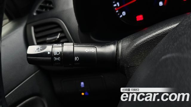Hyundai Accent 1.4 VVT Modern — photo 1 of 30