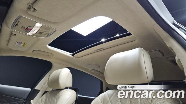 Kia K9 3.3 T-GDI AWD — photo 1 of 30