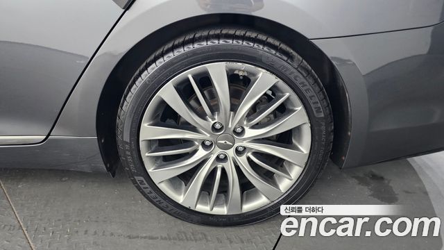 Genesis G80 3.3 GDI AWD — photo 1 of 32