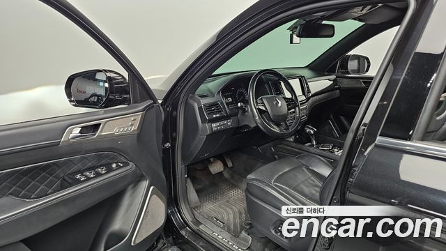 KG_Mobility_Ssangyong Rexton Diesel 2.2 4WD — photo 1 of 34
