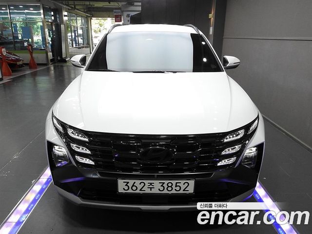 Hyundai Tucson HEV 1.6 2WD — photo 1 of 20