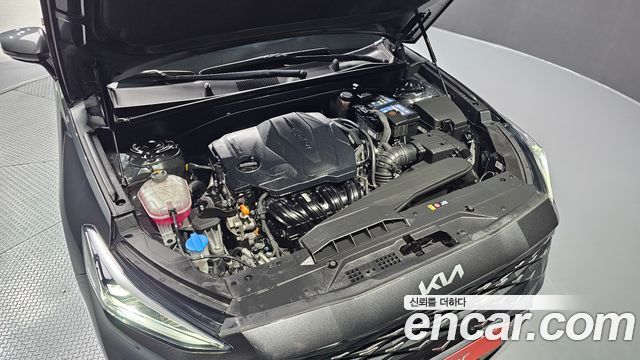 Kia K8 2.5 Gasoline 2WD — photo 1 of 32