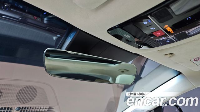 Hyundai Grandeur 2,5 Gasoline 2WD — photo 1 of 37