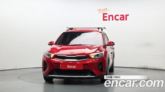 Kia Stonic 1.4 — photo 1 of 30