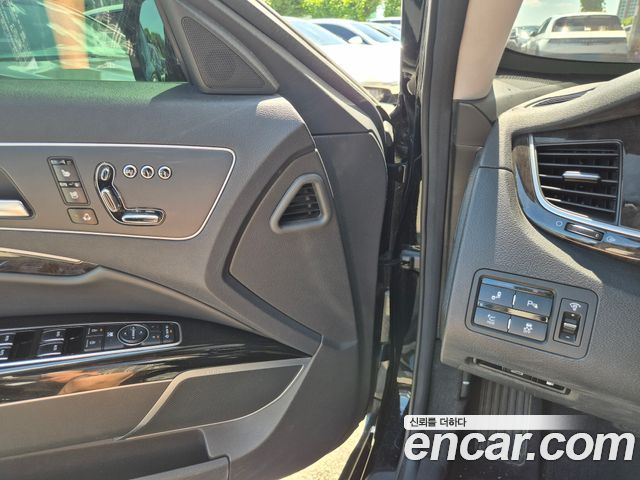 Kia K9 3.3 GDI Executive — photo 1 of 15